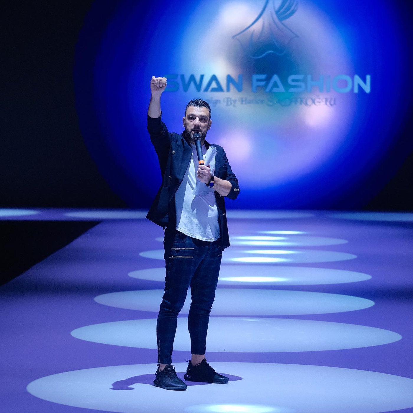 Swan Fashion sahnesi